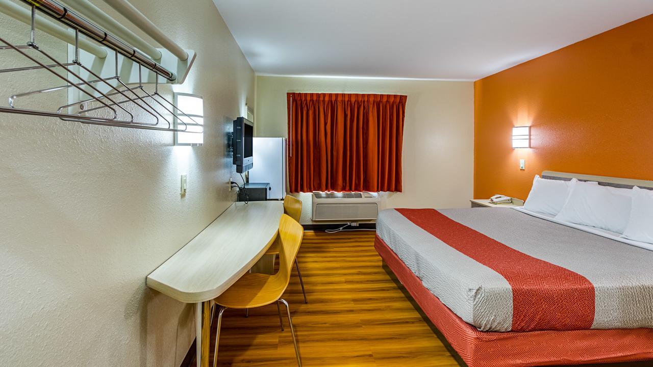Motel 6-Urbana, Il Champaign Extérieur photo
